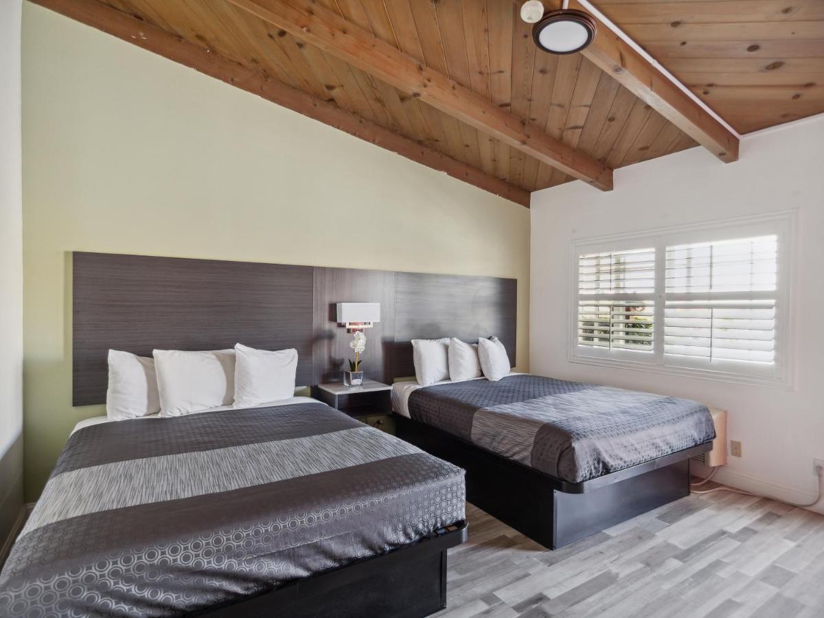 Discovery Inn Monterey Bay Сийсайд Екстериор снимка